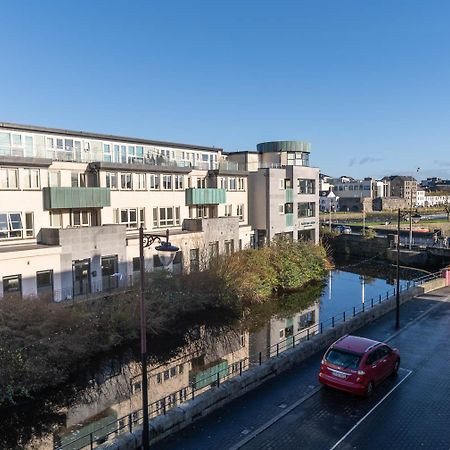 Modern Canal View Home, In City Centre, Sleeps 8 Galway Exterior photo