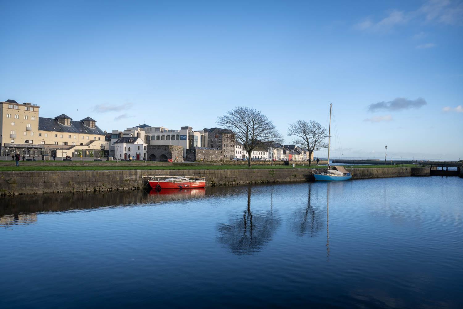 Modern Canal View Home, In City Centre, Sleeps 8 Galway Exterior photo